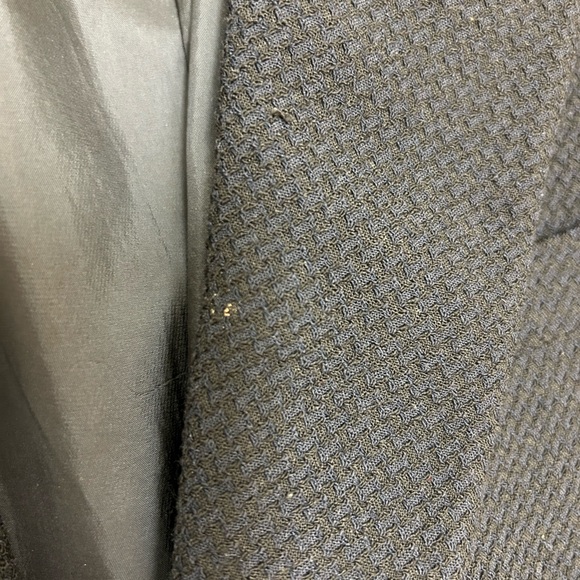 Armani textured navy blazer. - Picture 5 of 9